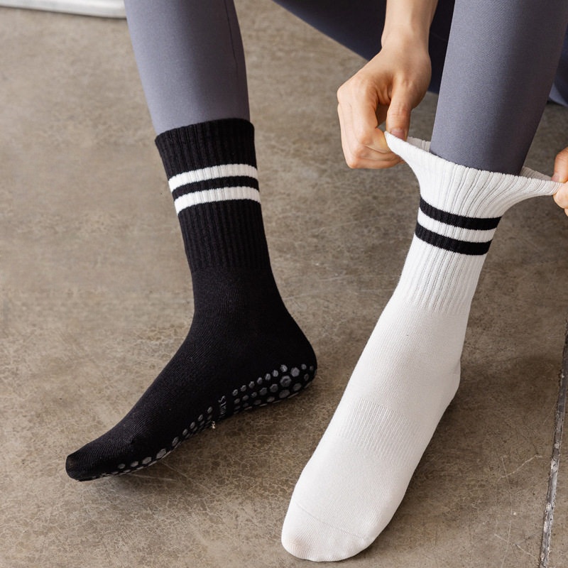 Women Non Slip Yoga Socks, Gri - Knee High Sock Women บทวิจารณ์และราคา